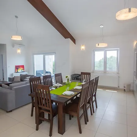 Affittacamere Casa Del Sole 4*