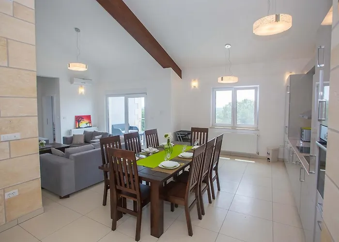 Affittacamere Casa Del Sole 4*